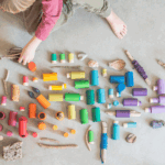 juego de 72 piezas de madera de colores arcoíris de grapat Lola