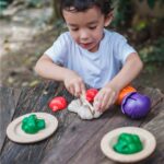 Surtido de verduras vegetales Plan toys con velcro y cuchillo de madera