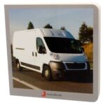 Libro de cartoné con imágenes reales de medios de transporte nowordbooks fotografías