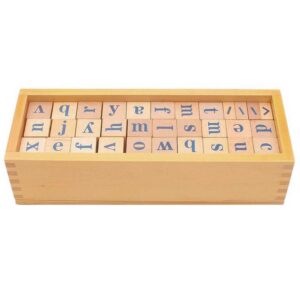 alfabeto de madera en dados montessori