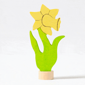flor de madera amarilla decorativa