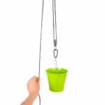 Polea con cubo metálico verde