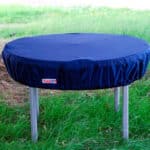Mesa sensorial circular con cuatro bandejas