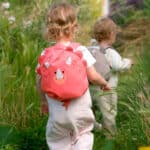 mochila infantil de dinosaurio coral
