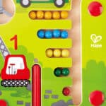 juego de psicomotricidad fina laberinto magnético de construcción y números
