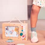 caja de música de madera animada