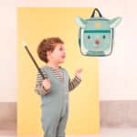 mochila infantil de plástico reciclado magic joe