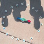 flecha gigante de madera con marcadores de números y colores multijuego
