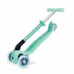 Patinete plegable Globber Eco verde pistacho con luces