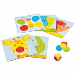 Tarjetas con dibujos de animales con fichas de colores para colocar.
