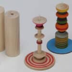 imagen de tubos de madera torneados y pintados del Pack material para herramienta eléctrica PlayMake