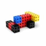 imagen de un coche hecho con los Bloques de construcción Meli cube 50 piezas