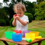 imagen de los 6 cuencos translúcidos para verter de colores de Tickit