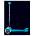 imagen del lateral del Patinete Mini Micro Deluxe LED Glow Turquesa