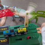 Circuito de tren de energía Eco en cubo de Hape - Imagen 4