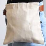 imagen de la Bolsa plegable para cinturón de algodón y cuero de Corvus abierta