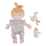 imagen de la Bebé Julia muñeca blandita de Little Dutch con sus accesorios