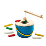 imagen de portada del Cubo de pesca de madera para motricidad fina de Plantoys
