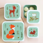 Imagen de un plato con 4 cajas de almuerzo Zorro A Little Lovely Company