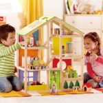 Gran casa de muñecas de madera amueblada - Imagen 2